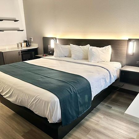 Studio 6 Suites Louisville Ky Airport/Expo Center Zewnętrze zdjęcie