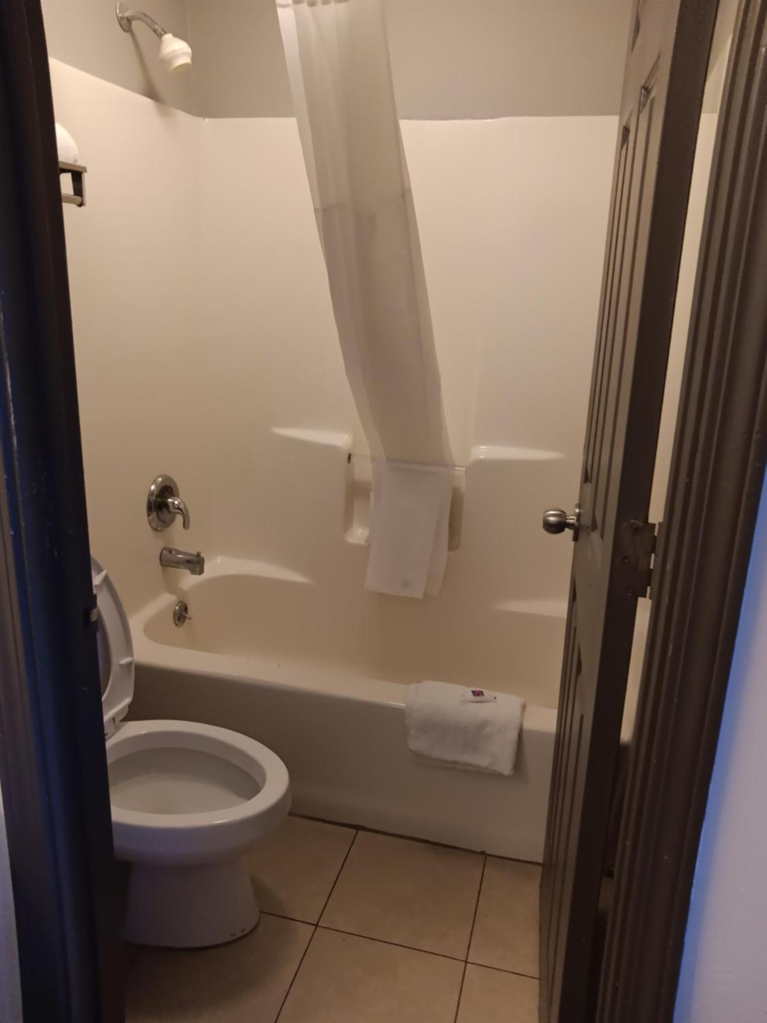 Studio 6 Suites Louisville Ky Airport/Expo Center Zewnętrze zdjęcie