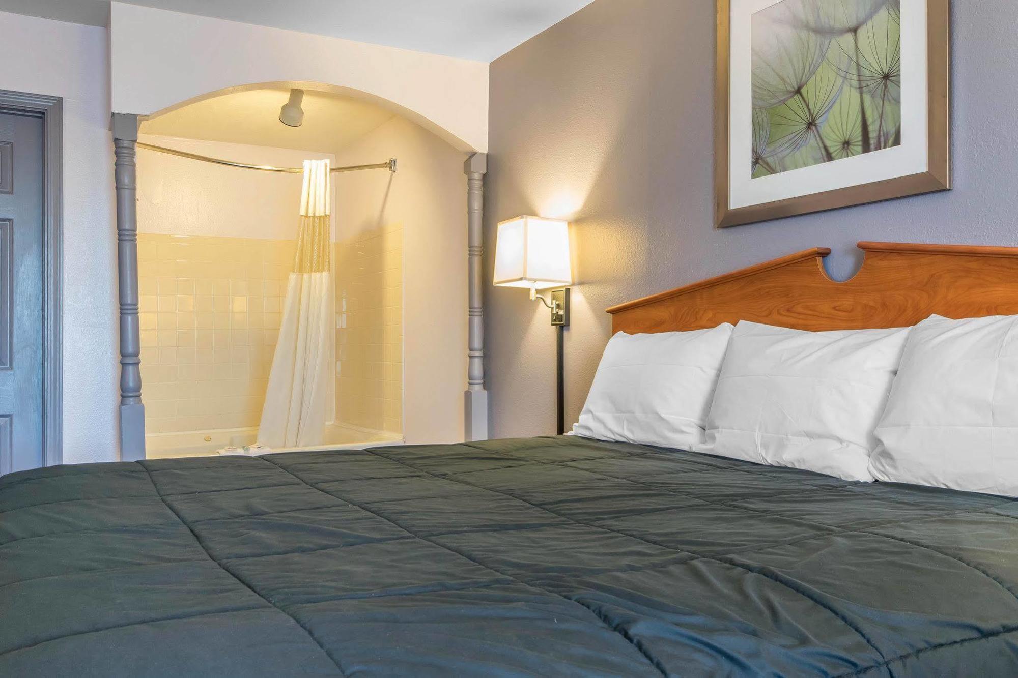 Studio 6 Suites Louisville Ky Airport/Expo Center Zewnętrze zdjęcie
